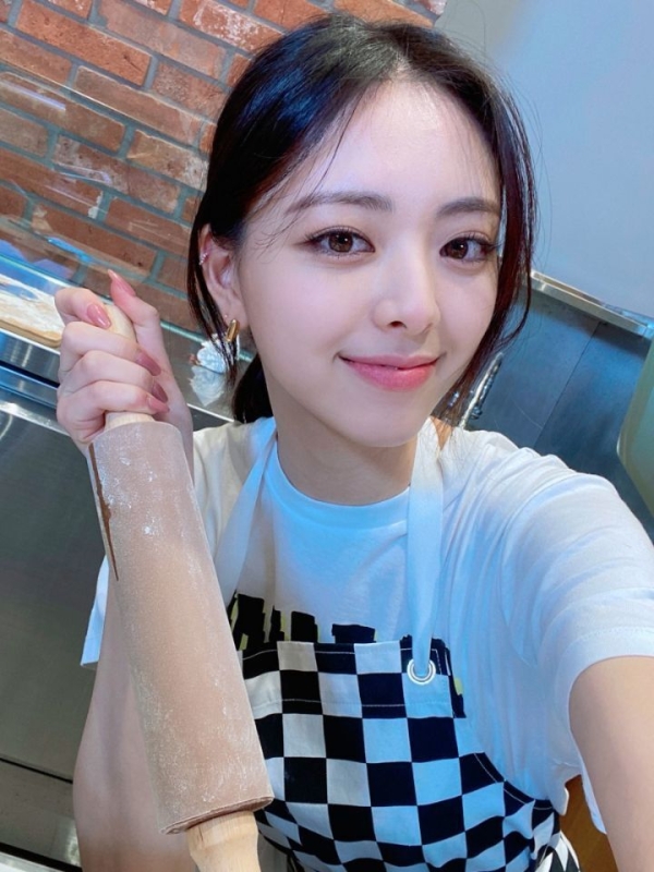 HUCK.KR-피자 만드는 ITZY 유나-8번 이미지