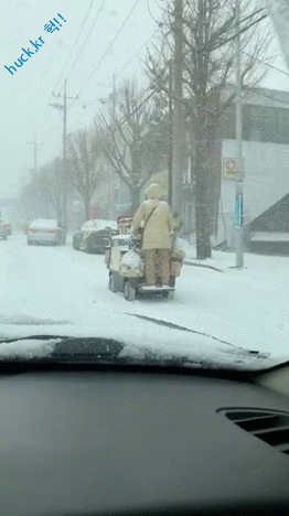 헉짤-헉 감탄사가 절로 나오는 짤 -군용 스펙이 아닐까 싶은 물건 ㄷㄷ .gif-1번 이미지