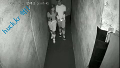 헉짤-헉 감탄사가 절로 나오는 짤 -귀신의 집에 간 커플.gif-1번 이미지